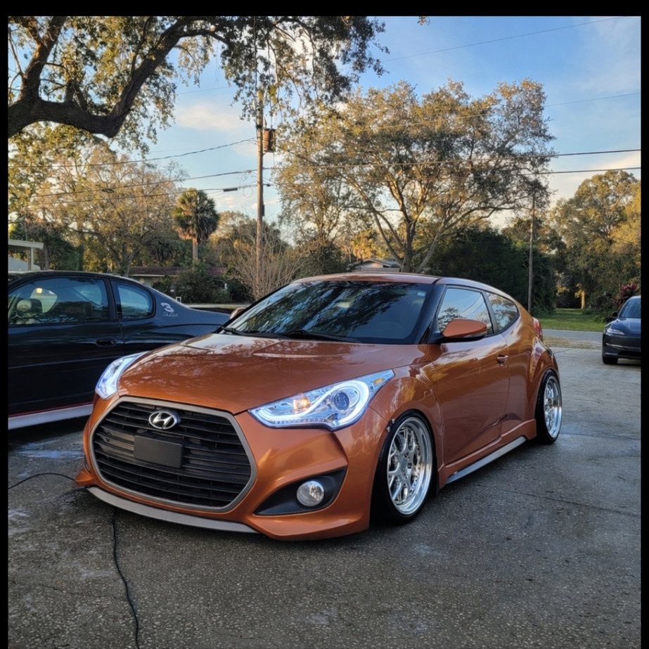 Hyundai Veloster Turbo